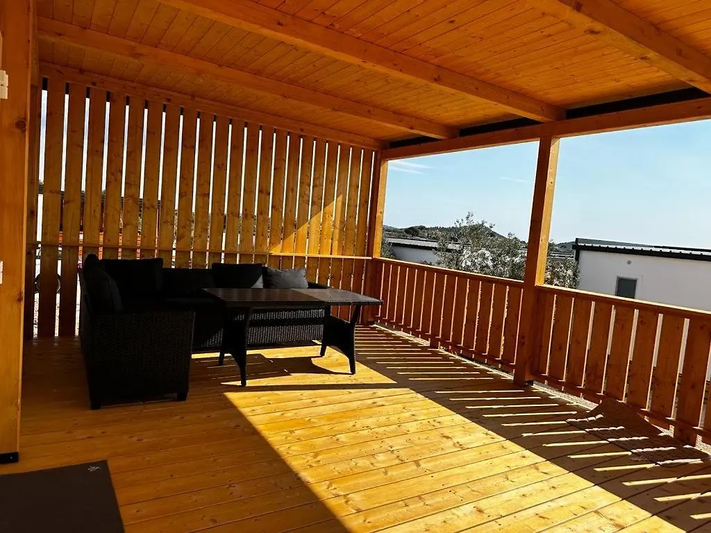Avarka House, Cozy Family Place, Free Parking And Wifi, In Camp Dalmatino Villa Drage Holiday home