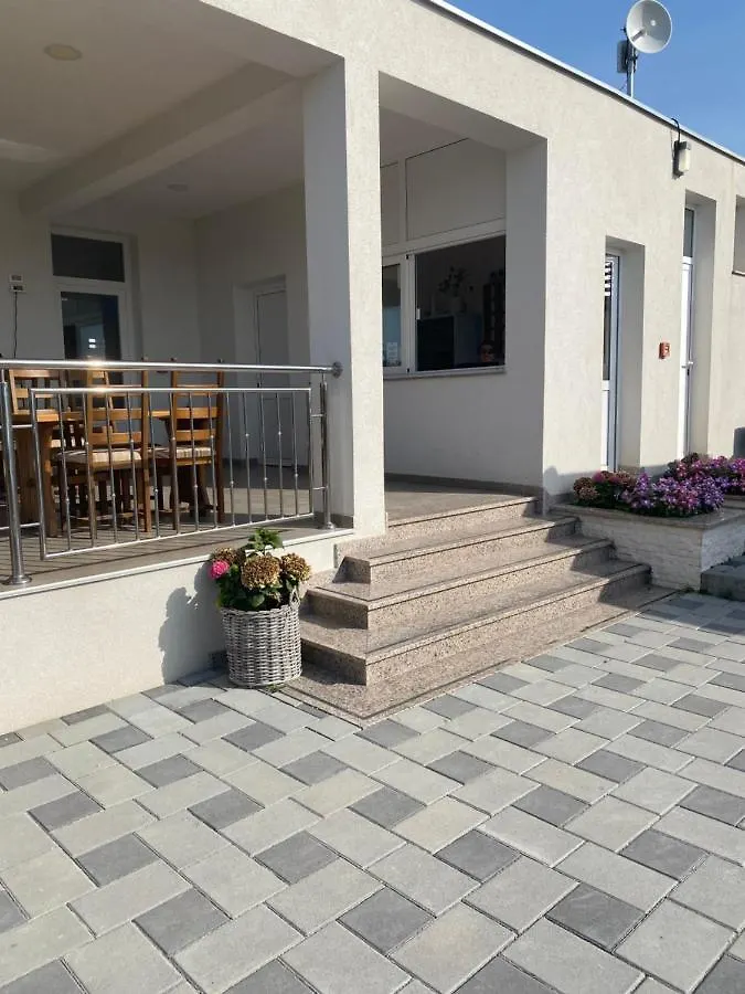 Avarka House, Cozy Family Place, Free Parking And Wifi, In Camp Dalmatino Villa Drage 0*,  Croatia