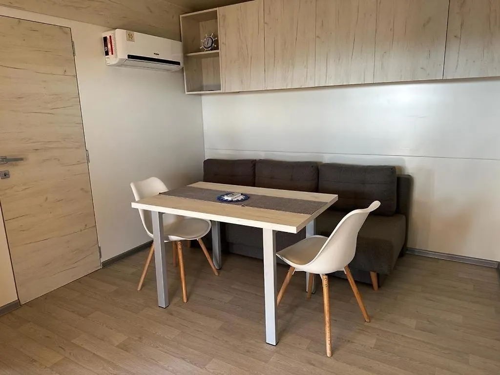 Avarka House, Cozy Family Place, Free Parking And Wifi, In Camp Dalmatino Villa Drage Hırvatistan
